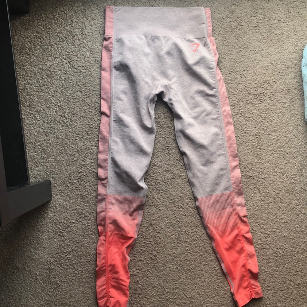 Gymshark Amplify Seamless Leggings size: SMALL